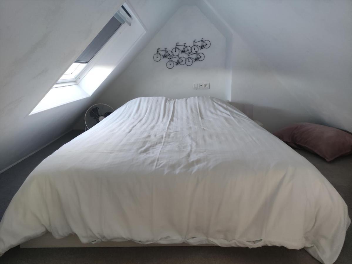 *** Biezoe *** Apartment Бракел Екстериор снимка