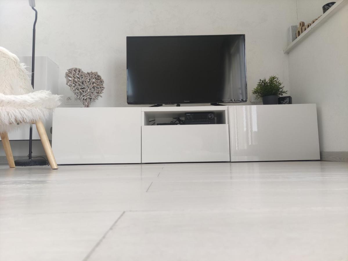 *** Biezoe *** Apartment Бракел Екстериор снимка